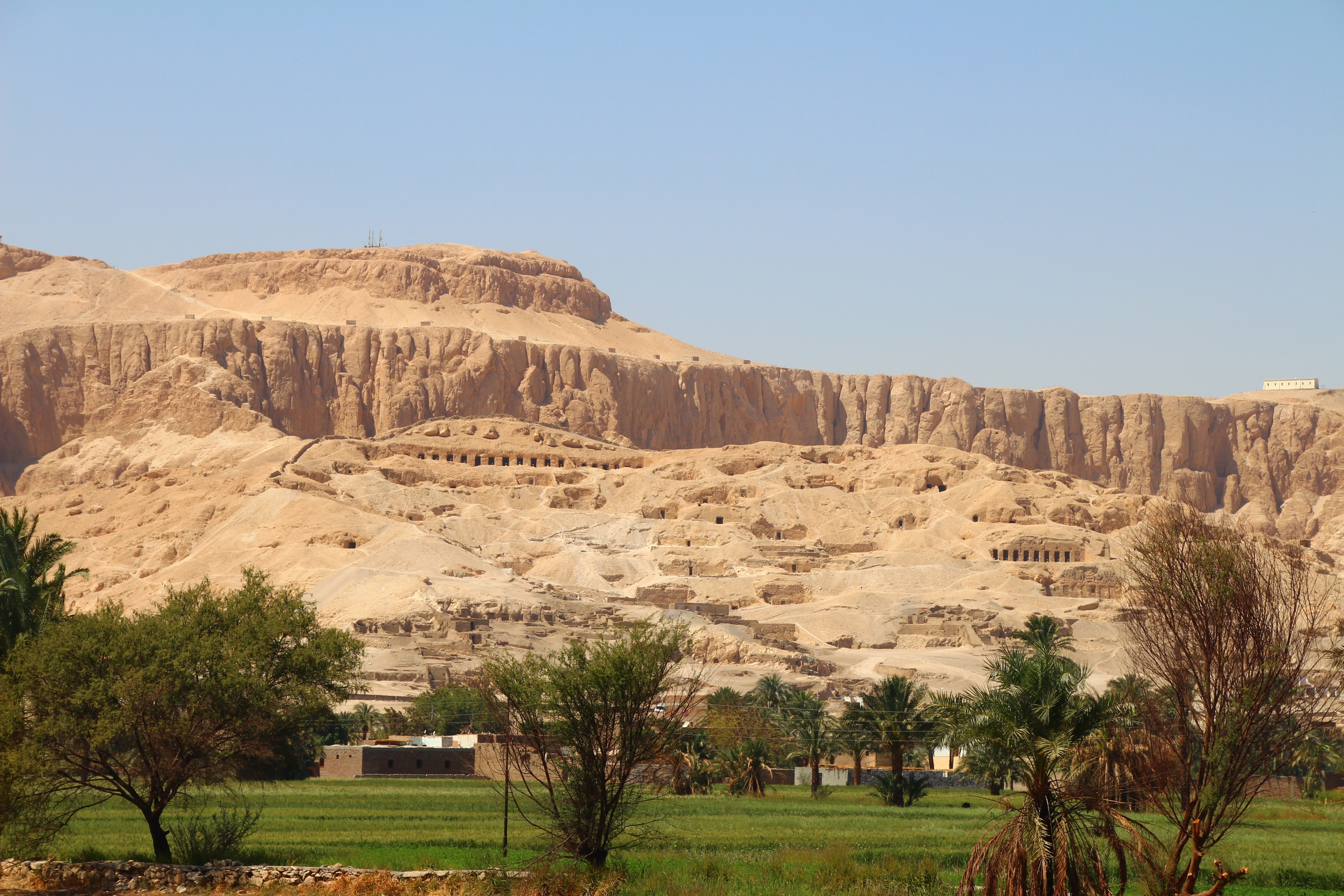 Tour de 12 días en Crucero por el Nilo y Hurgada salida los martes desde El Cairo