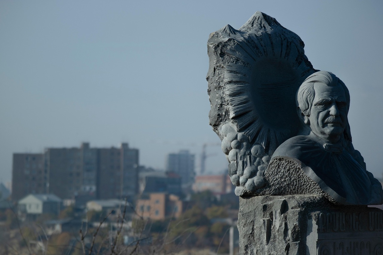 Tour de 7 dias El Laberinto de la Historia desde Ereván