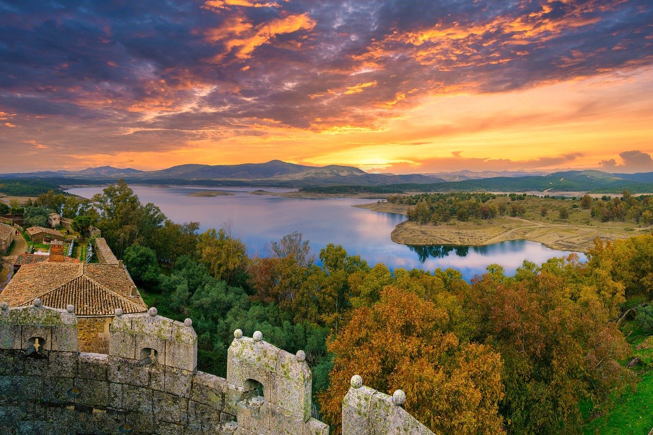 Tour de 6 días por Madrid, Cáceres y Sevilla salidas los Martes 