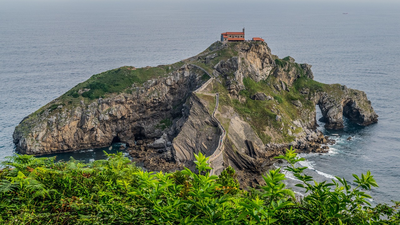 Tour de 6 dias por Pais Vasco al Completo, con País Vasco Francés y Gaztelugatxe desde Varias Ciudades de España