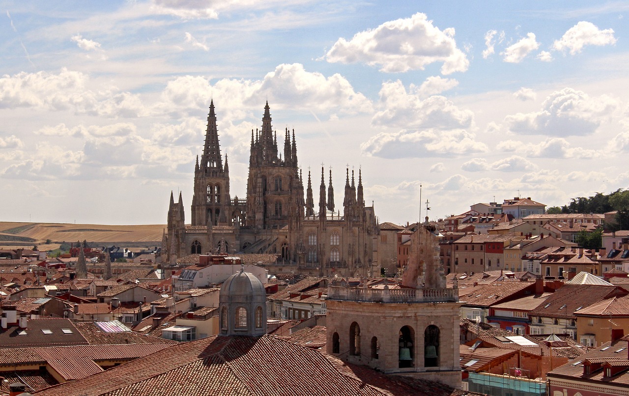 Tour de 6 dias por Burgos, las Merindades y la Bureba, salida desde Varias comunidades
